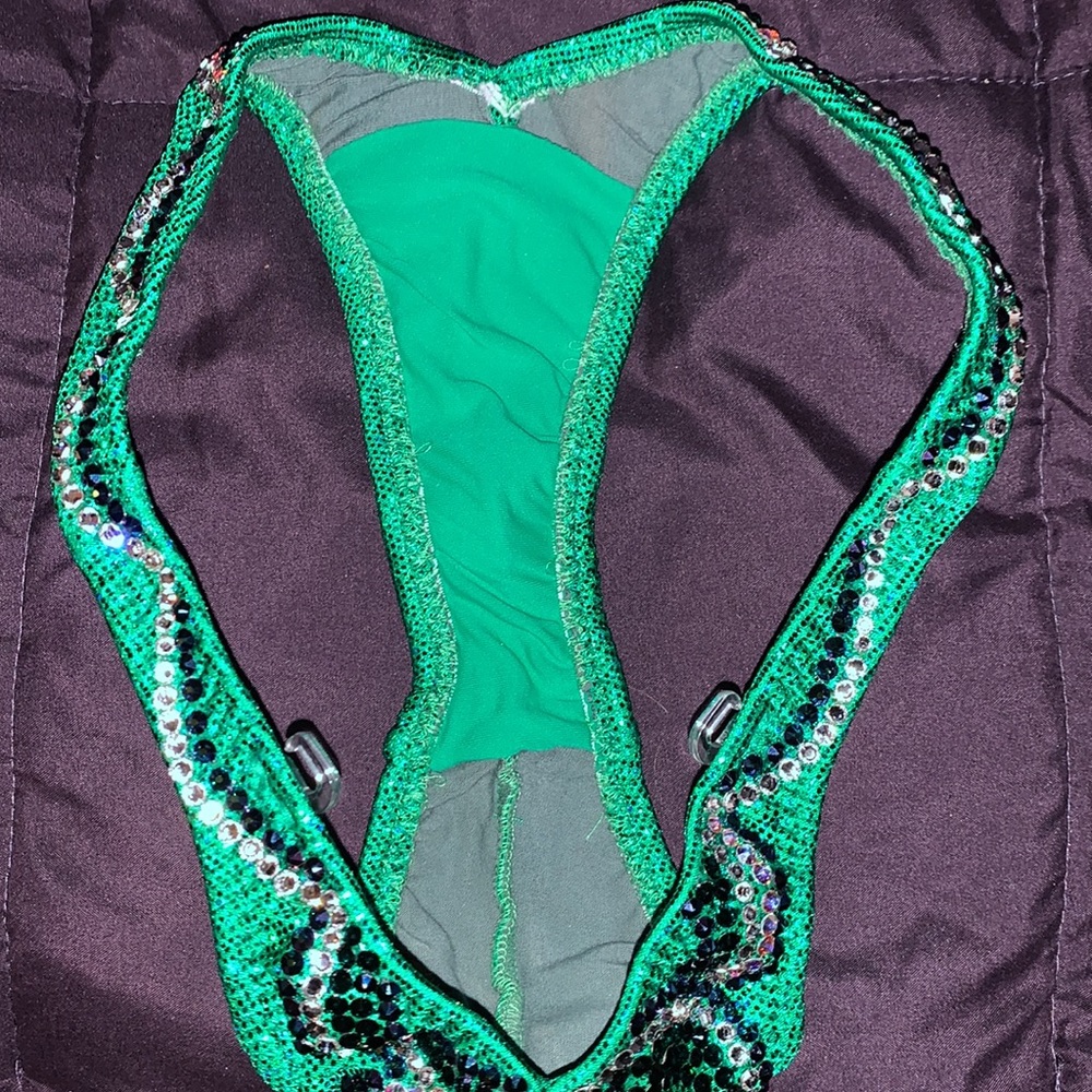New NPC Figure Competition Suit 👙 - Picture 11 of 11